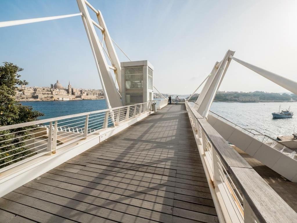 Unbeatable Location Valletta And Harbour Views Apartment Sliema Ngoại thất bức ảnh