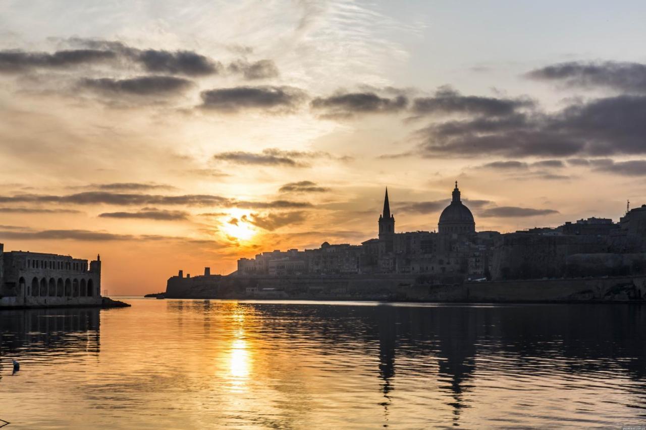 Unbeatable Location Valletta And Harbour Views Apartment Sliema Ngoại thất bức ảnh
